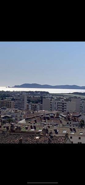 Petite maison de village vue mer